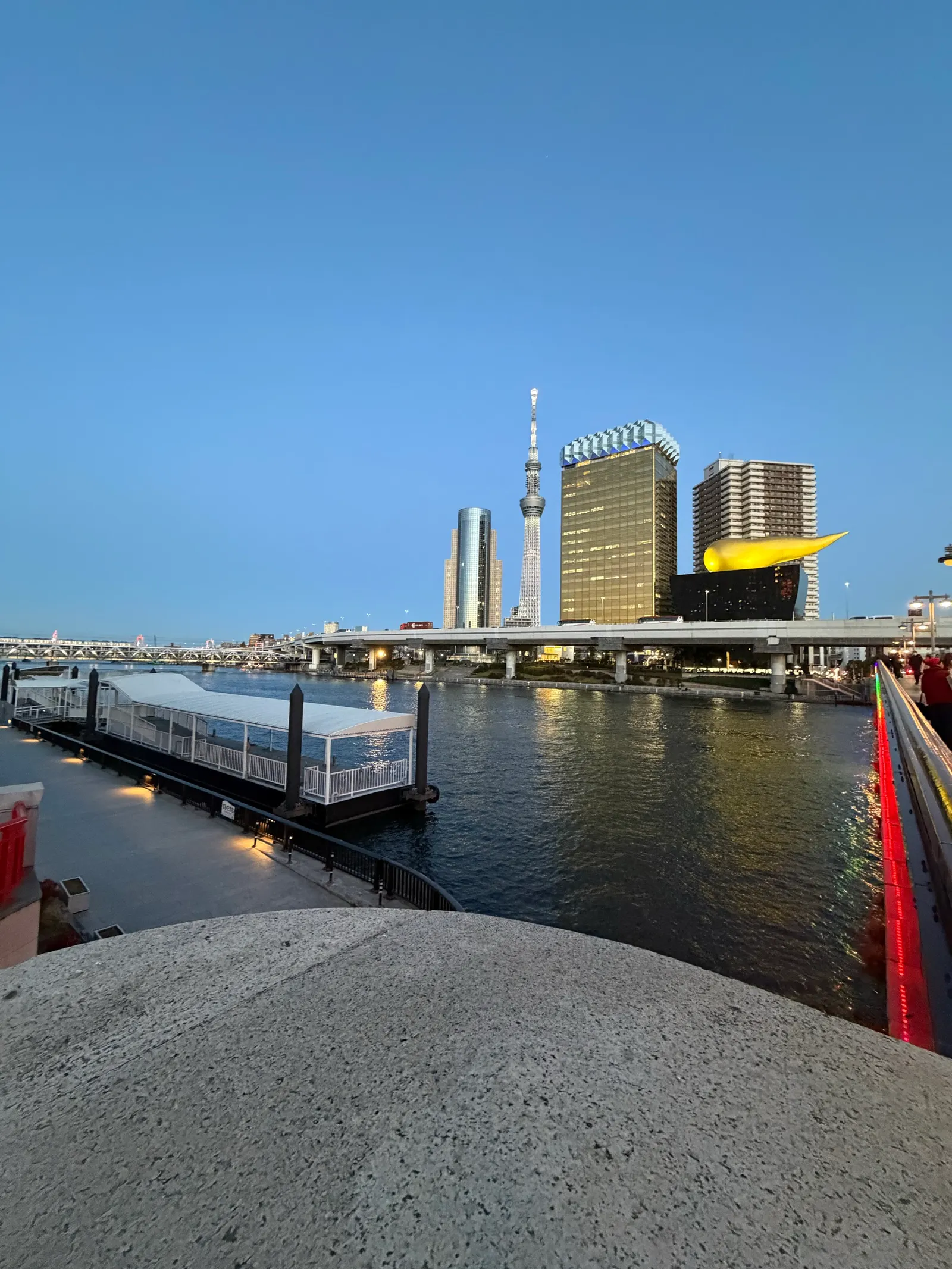 La rive de la Sumida à Tokyo